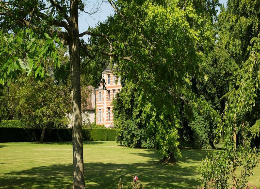 Bed and Breakfast Chateau De Beneauville à Petiville  Extérieur photo